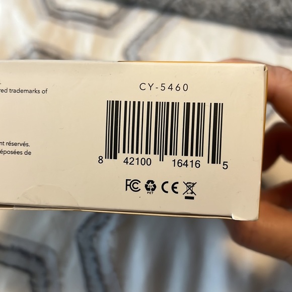 Cylinder On the Go Wireless Speaker - Picture 6 of 6